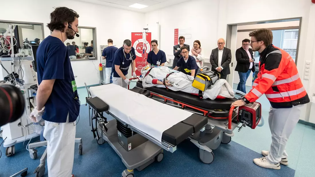Studierendenhaus am Campus Klinikum Bielefeld eingeweiht / Lern- und Arbeitszentrum mit hochmodernen Voraussetzungen für Studium, Aus-, Fort- und Weiterbildung in der Medizin - Bild: presseportal.de