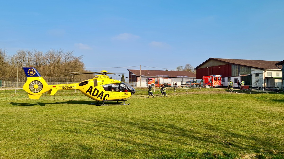 FW-EN: Zwei Einsätze in kurzer Folge - Verkehrsunfall und Landung eines Rettungshubschraubers - Foto: presseportal.de