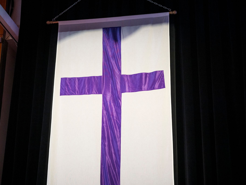 Die evangelischen Landeskirchen haben im vergangenen Jahr weiter Mitglieder verloren. (Archivfoto) - Foto: Daniel Vogl/dpa