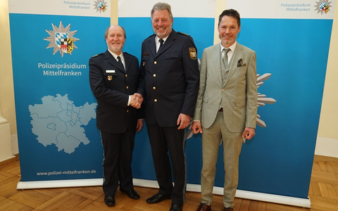 POL-MFR: (315) Josef Mehringer in den Ruhestand verabschiedet - Foto: presseportal.de