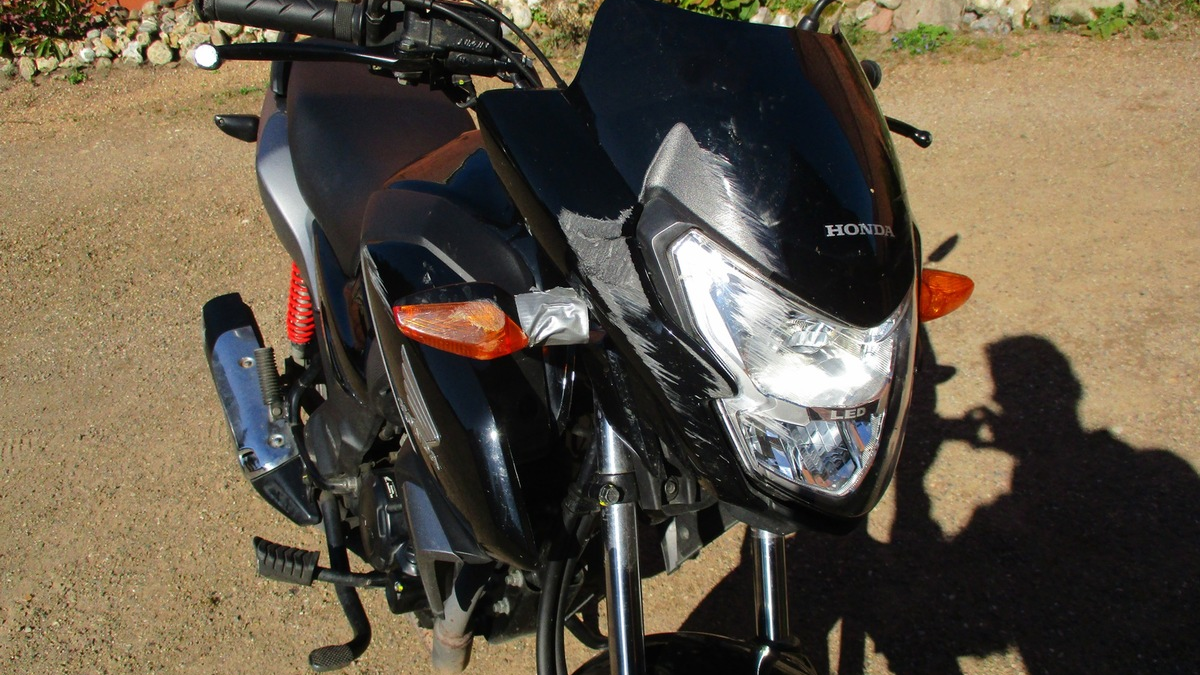 POL-NI: Leichtkraftrad stürzt(loh.) - Foto: presseportal.de