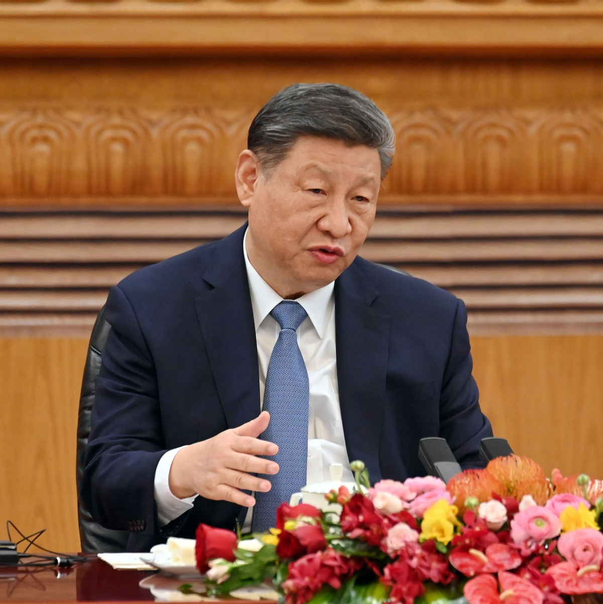 Siemens-Chef Roland Busch lobt Chinas Fortschritte in Künstlicher Intelligenz.  - Foto: Johannes Neudecker/dpa