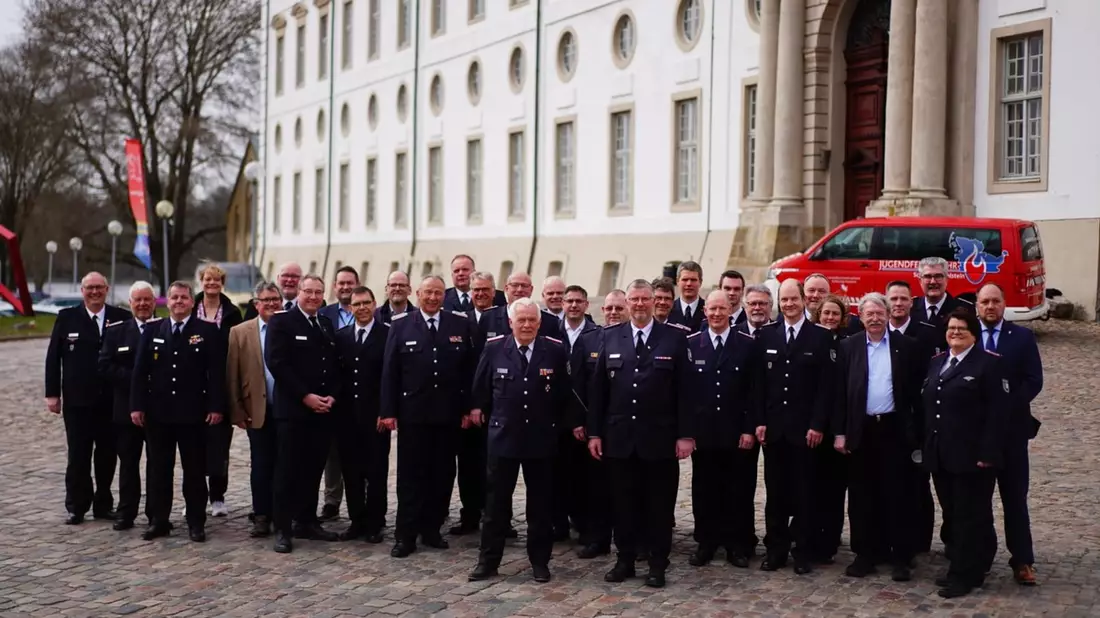 FW-LFVSH: Wie gut ist Schleswig-Holstein auf den Ernstfall vorbereitet? Feuerwehren diskutieren über O-Plan für Bevölkerungsschutz in SH - Bild: presseportal.de