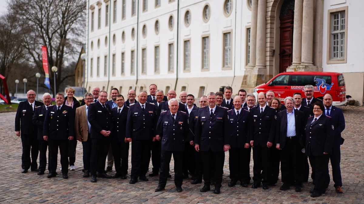 FW-LFVSH: Wie gut ist Schleswig-Holstein auf den Ernstfall vorbereitet? Feuerwehren diskutieren über O-Plan für Bevölkerungsschutz in SH - Foto: presseportal.de