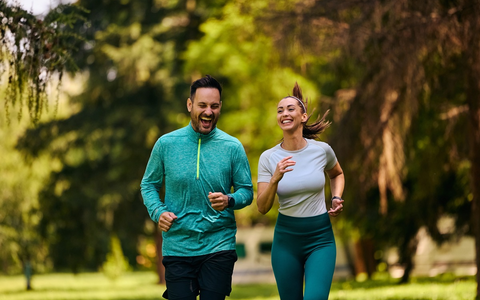 Fit in den Frühling: Was beim Joggen wichtig ist / Laufen hat viele Vorteile für die Gesundheit / Doch darf das Krafttraining nicht fehlen, um den Bewegungsapparat zu schützen - Foto: presseportal.de