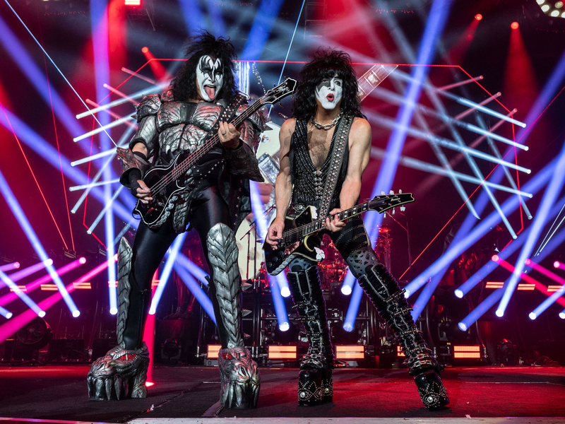 Bei der Abschiedstournee traten Kiss noch mit Make-up auf. (Archivbild) - Foto: Bernd Thissen/dpa