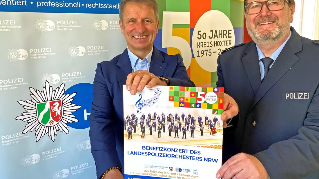 POL-HX: Landespolizeiorchester NRW gibt Benefizkonzert in Brakel / Konzert am 7. Mai zum Jubiläum 50 Jahre Kreis Höxter / Erlös für guten Zeck - Bild: presseportal.de