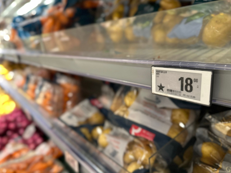 Europäische Waren sind in mehreren dänischen Supermärkten nun mit einem Stern gekennzeichnet. - Foto: Steffen Trumpf/dpa