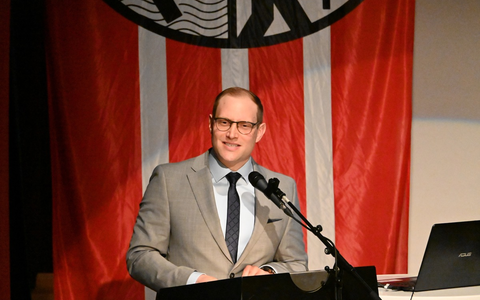 FW LK Esslingen: Jahresbericht der Feuerwehren des Landkreises Esslingen und des Kreisfeuerwehrverbandes Esslingen-Nürtingen anlässlich der Jahreshauptversammlung am 28. März 2025 in Altbach - Foto: presseportal.de