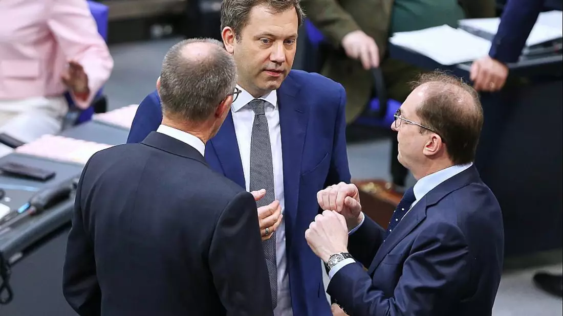 Friedrich Merz, Lars Klingbeil Alexander Dobrindt (Archiv) - Bild: über dts Nachrichtenagentur