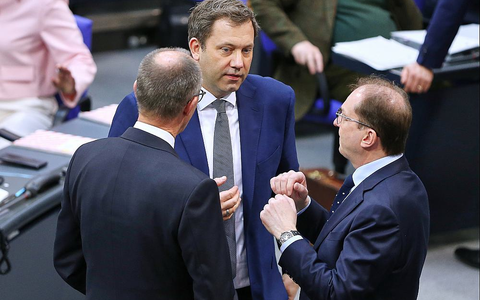 Friedrich Merz, Lars Klingbeil Alexander Dobrindt (Archiv) - Foto: über dts Nachrichtenagentur