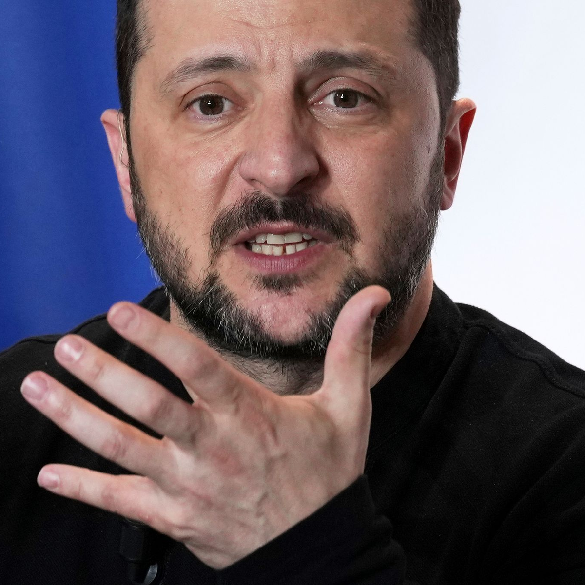 Selenskyj wirft Putin vor, nicht das geringste Interesse an Frieden zu haben. (Archivbild) - Foto: Aurelien Morissard/AP/dpa