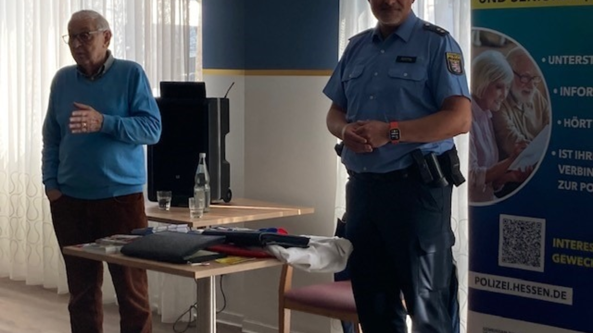 POL-OF: Schutz vor Straftaten im Alter: Sicherheitsberater und Schutzmann vor Ort beraten Senioren - Foto: presseportal.de