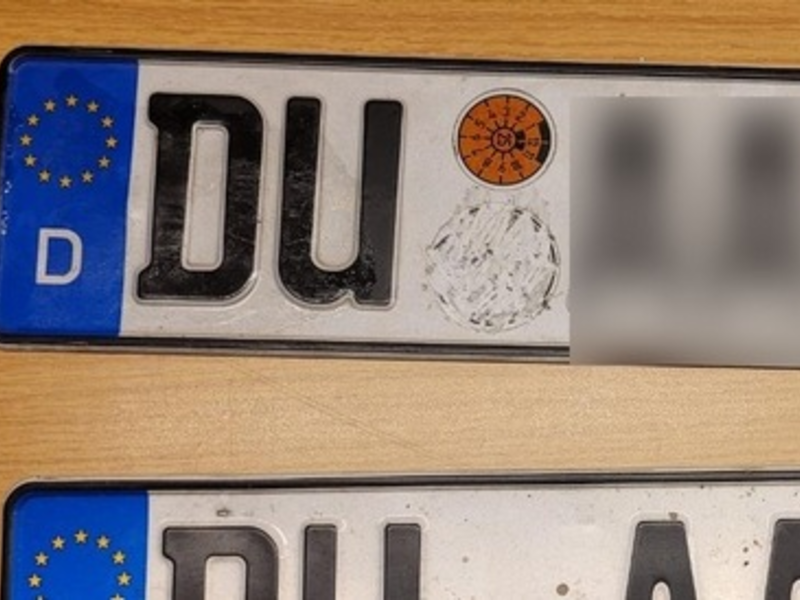 BPOL-FL: Handewitt - Gesuchter Mann mit gesuchtem Führerschein und Autokennzeichen kontrolliert - Foto: presseportal.de