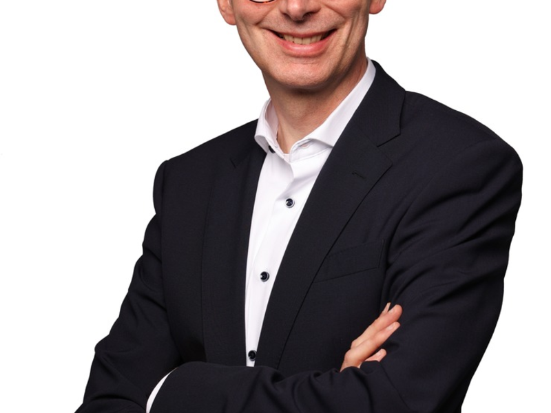 Wechsel bei der LBS Immobilien NordWest: Martin Englert folgt auf Roland Hustert - Foto: presseportal.de