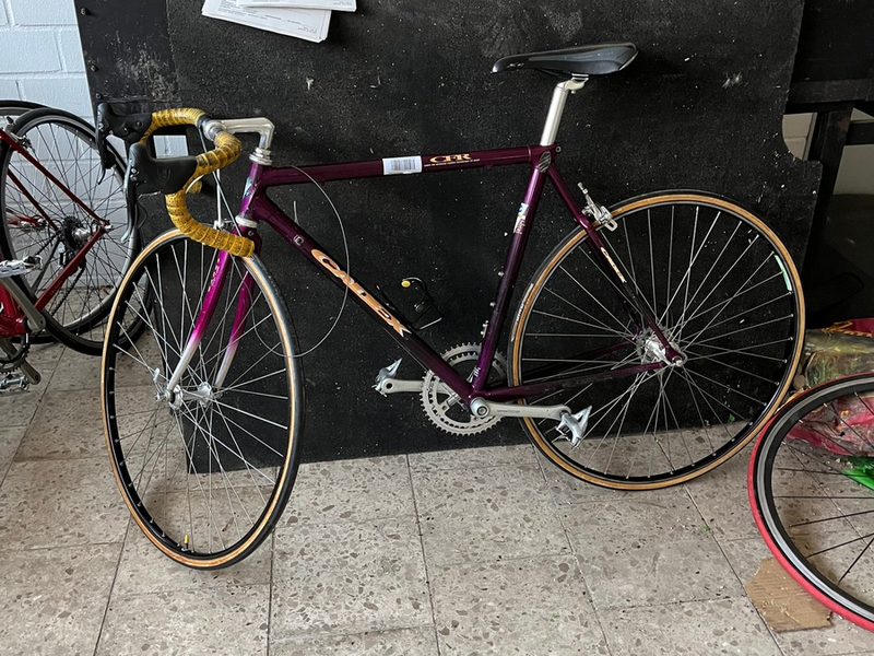 POL-D: Oberbilk - Zivilfahnder entdecken dutzende mutmaßlich gestohlene Fahrräder - Polizei sucht nach Eigentümern mit Lichtbildern - Foto: presseportal.de