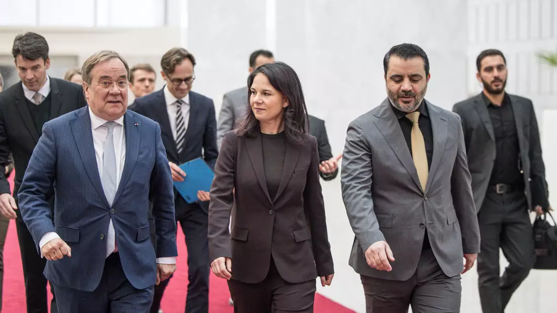 Armin Laschet gilt als einer von mehreren Kandidaten für das Amt des Bundesaußenministers in der nächsten Bundesregierung. (Archivbild)  - Bild: Hannes P. Albert/dpa