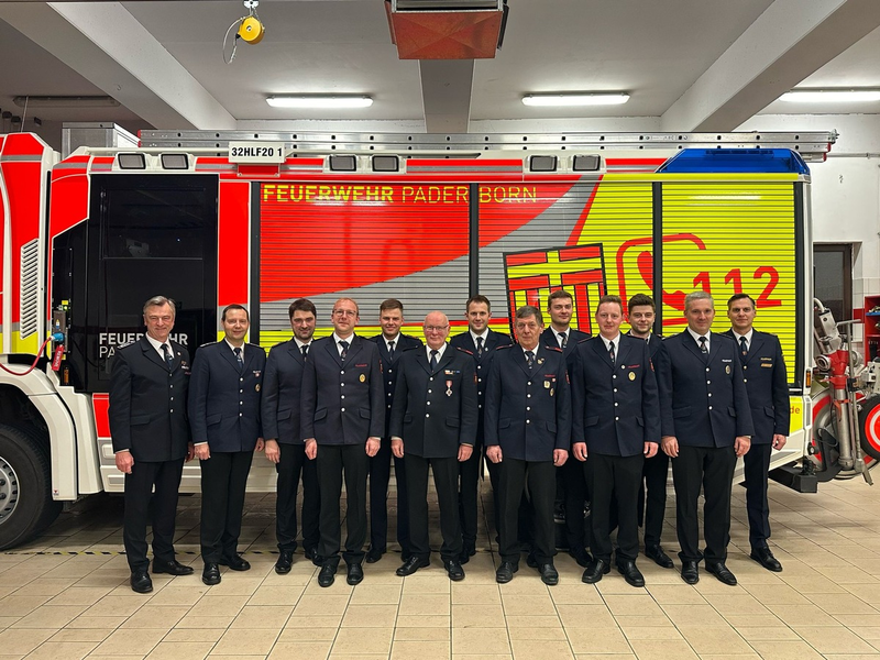 FW Paderborn: Jahreshauptversammlung Löschzug Sande - Foto: presseportal.de