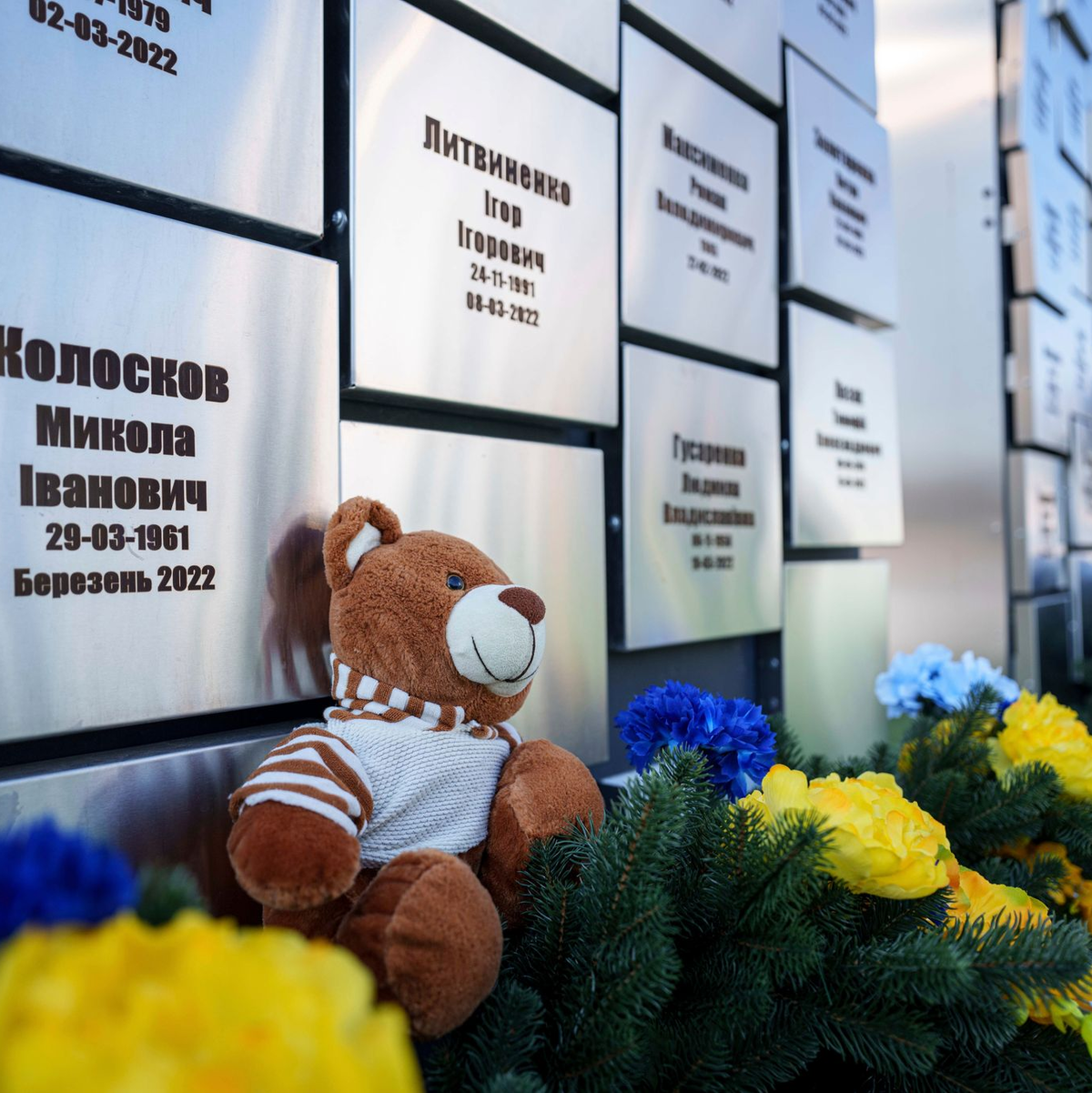 In Butscha fielen den russischen verbrechen auch Dutzende Kinder zum Opfer. (Archivbild) - Foto: Evgeniy Maloletka/AP/dpa