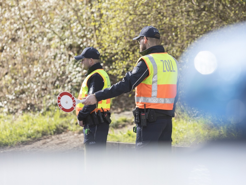 HZA-LÖ: Berufsinfotag beim Hauptzollamt Lörrach / Jetzt noch einen Platz sichern - Foto: presseportal.de