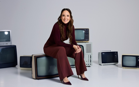 Nostalgie meets Comedy in Let's play ARD! mit Carolin Kebekus und Esther Sedlaczek - ab 5. April in der ARD Mediathek und ab 23:55 Uhr im Ersten - Foto: presseportal.de Nostalgie meets Comedy in Let's play ARD! mit Carolin Kebekus und Esther Sedlaczek - ab 5. April in der ARD Mediathek und ab 23:55 Uhr im Ersten - Foto: presseportal.de