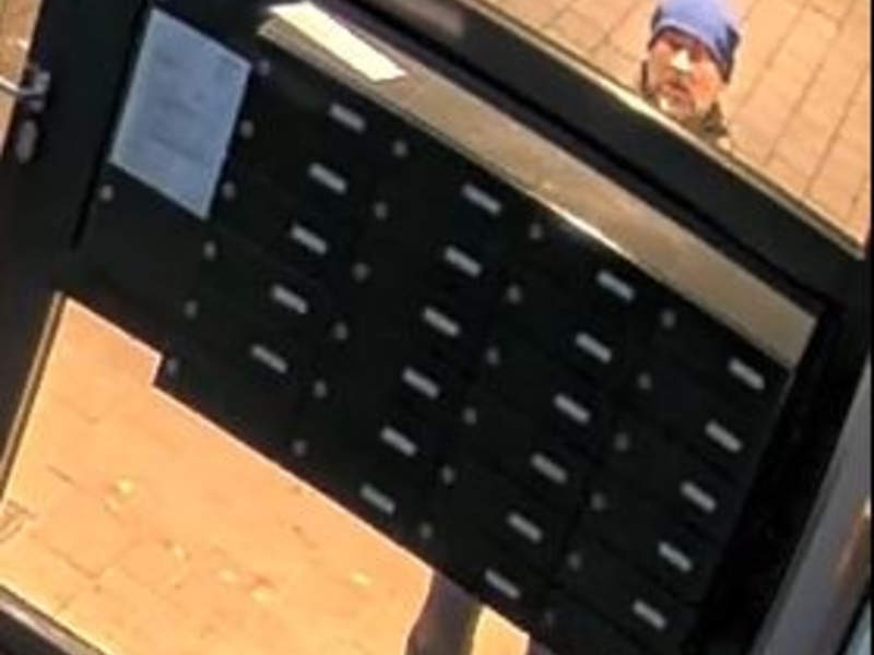 POL-HB: Nr.: 0213 --Öffentlichkeitsfahndung nach mehrfacher Volksverhetzung-- - Foto: presseportal.de