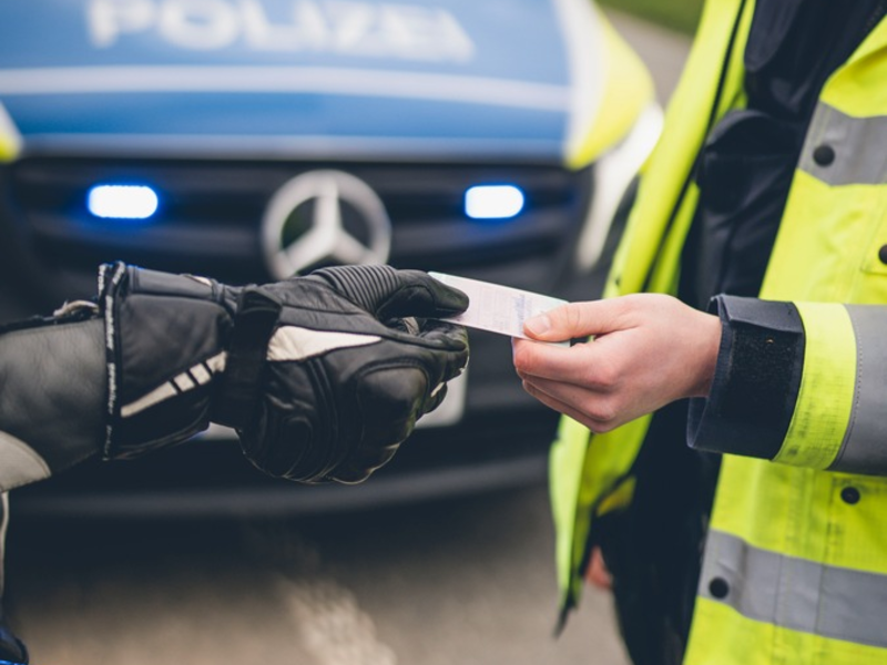 POL-SE: Bad Segeberg - Beginn der Motorradsaison - Polizei-Autobahn und Bezirksrevier Bad Segeberg kündigt Verkehrskontrollen an - Foto: presseportal.de