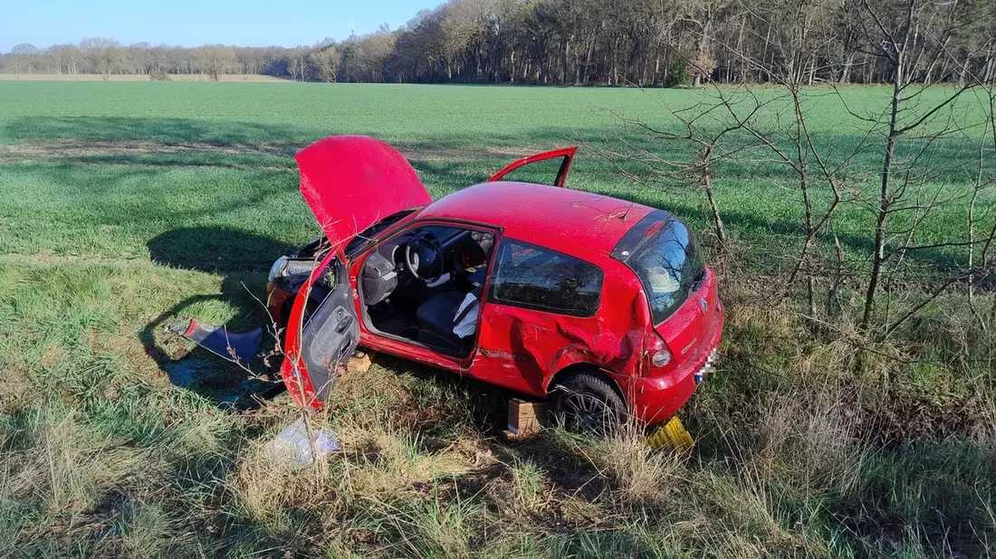FW-Schermbeck: Unfall PKW B58 - Bild: presseportal.de