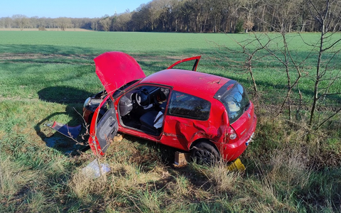 FW-Schermbeck: Unfall PKW B58 - Foto: presseportal.de