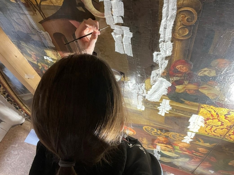 Einzigartiges Holztafelbild vor dem Zerfall durch Trockenstress bewahrt / DBU fördert Projekt im Freisinger Dom - Klimakrisenfolge - Foto: presseportal.de