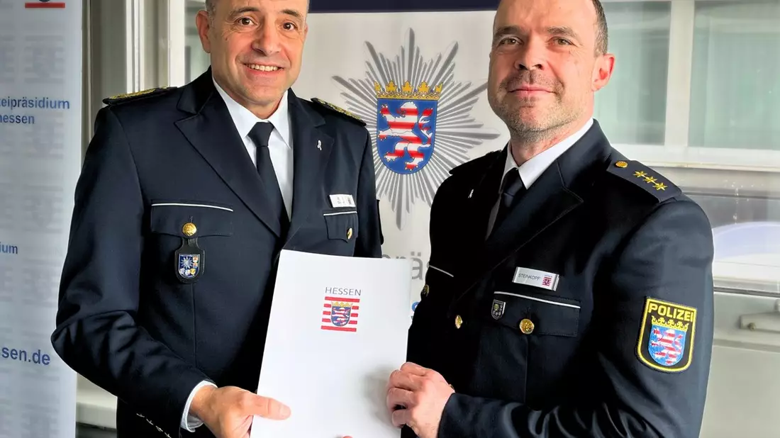 POL-DA: Rüsselsheim: Führungswechsel bei der Polizeidirektion Groß-Gerau/Kriminaldirektor Florian Steinkopf neuer Leiter - Bild: presseportal.de