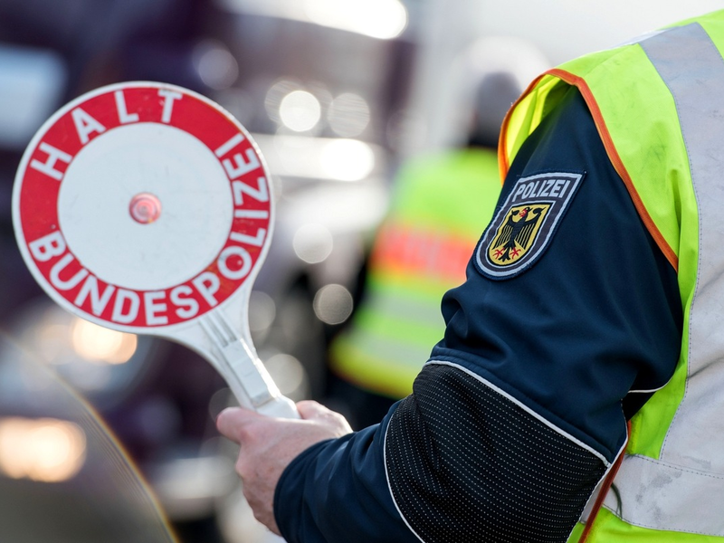Bundespolizeidirektion München: Wochenendbilanz der Bundespolizeiinspektion Freilassing/ Sechs Schleusungen in drei Tagen - Foto: presseportal.de