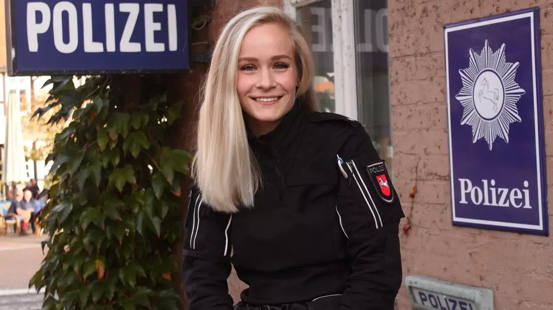 POL-LG: ++ Accountübernahme bei Instagram ++ Veränderung nach fast 4 Jahren ++ Auf Polizeikommissar Michel folgt Polizeikommissarin Laura ++ Polizei in Lüchow-Dannenberg weiterhin auf Instagram vertreten ++ - Bild: presseportal.de