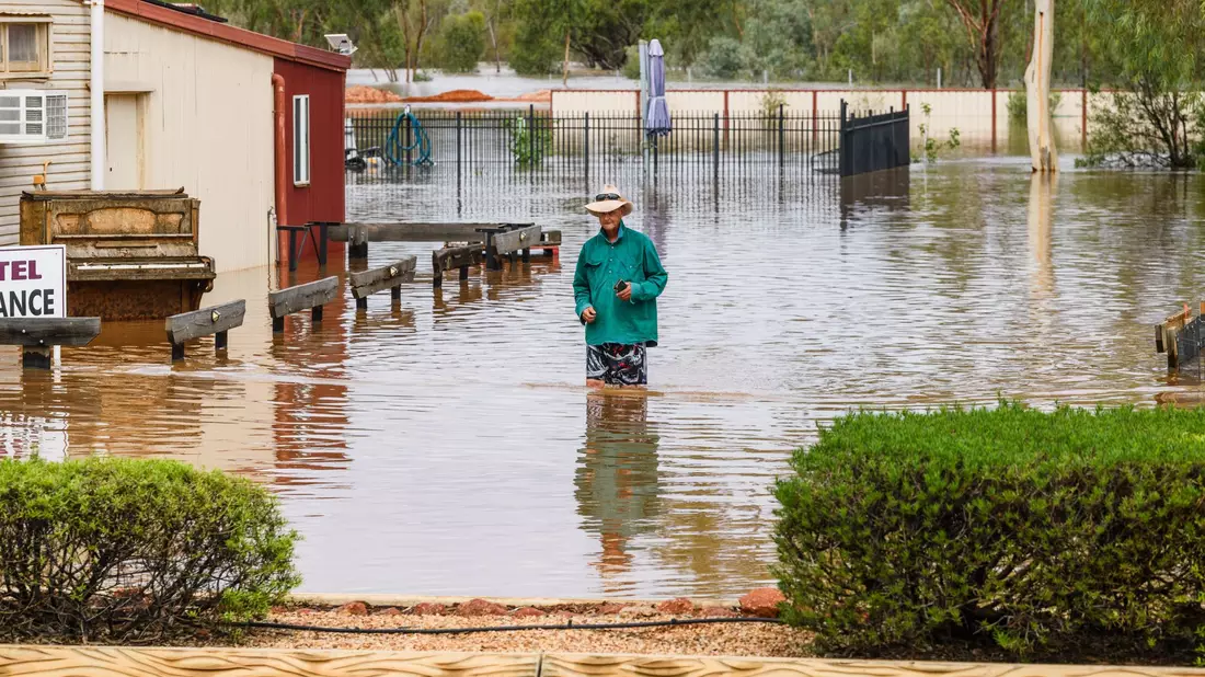 Die Bewohner von Thargomindah mussten sich in Sicherheit bringen. - Bild: James Brickwood/SMH/AAP/dpa