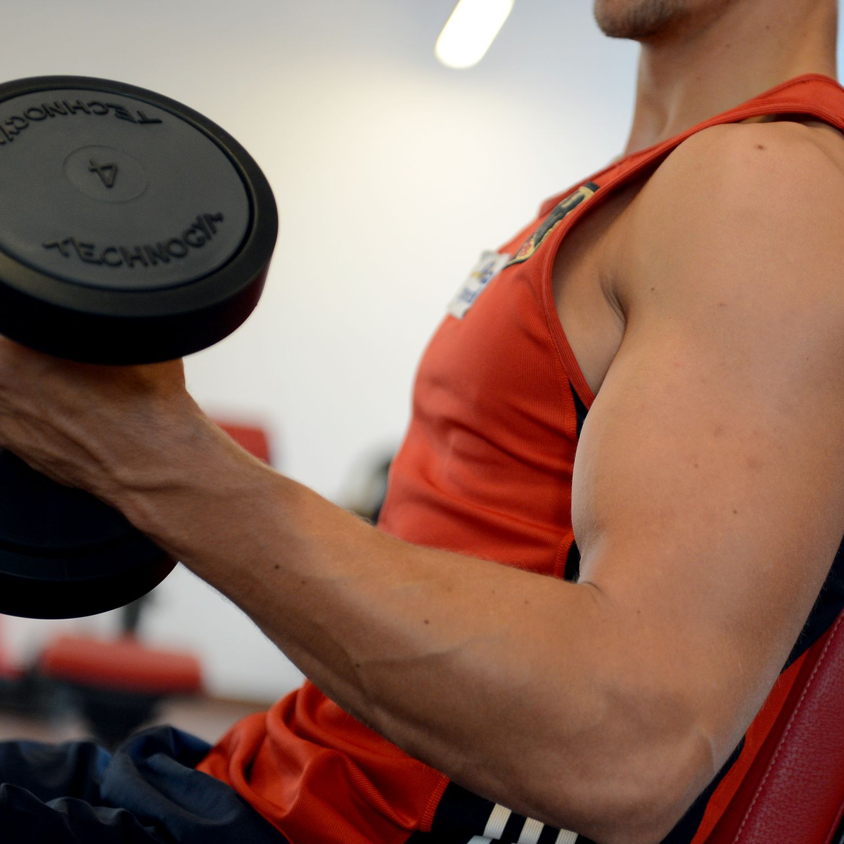  Jugendlichen kann Kraftsport mehr Selbstbewusstsein verschaffen. (Archivbild) - Foto: picture alliance / Britta Pedersen/dpa-Zentralbild/dpa
