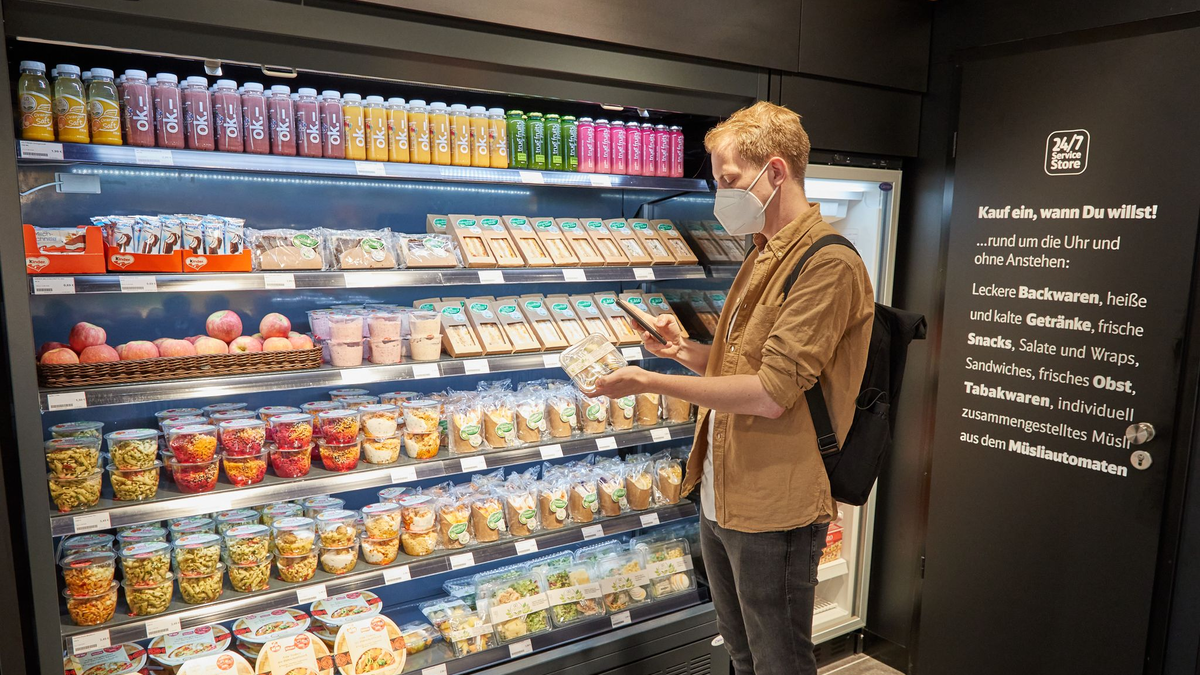 In den vergangenen Jahren eröffneten auch einige Service Stores, die rund um die Uhr geöffnet hatten. (Archivbild) - Foto: Georg Wendt/dpa