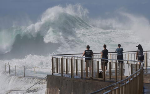 Badegästen wurde geraten, die betroffenen Strände zu meiden.  - Foto: Mark Baker/AP/dpa