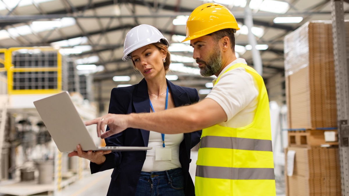 Betriebe nutzen Angebot der BG ETEM für E-Learning - Foto: presseportal.de