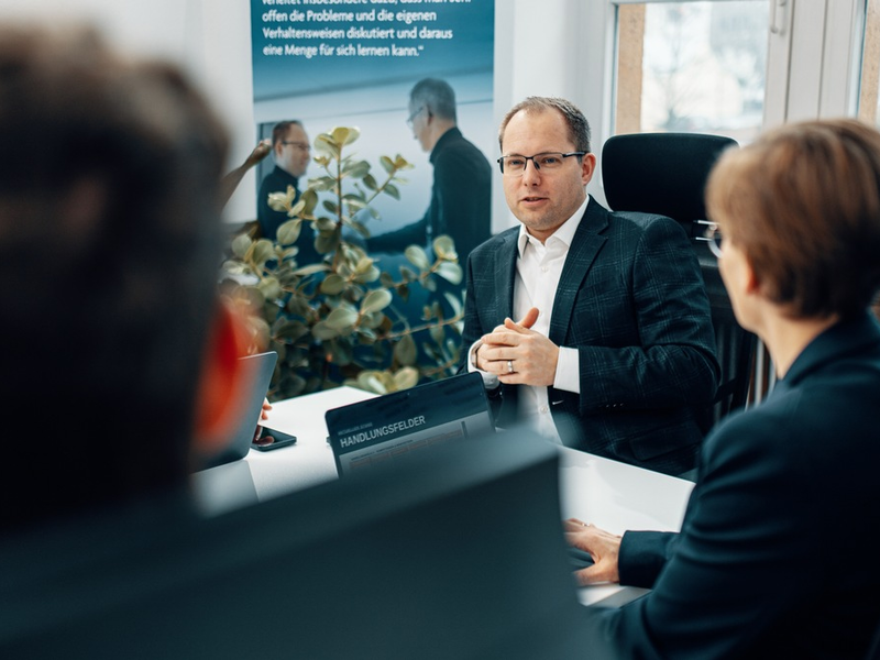 WandelWerker: Stefan Ganzke über den Wandel im Arbeitsschutz – Warum Change-Prozesse heute anders ablaufen müssen - Foto: presseportal.de