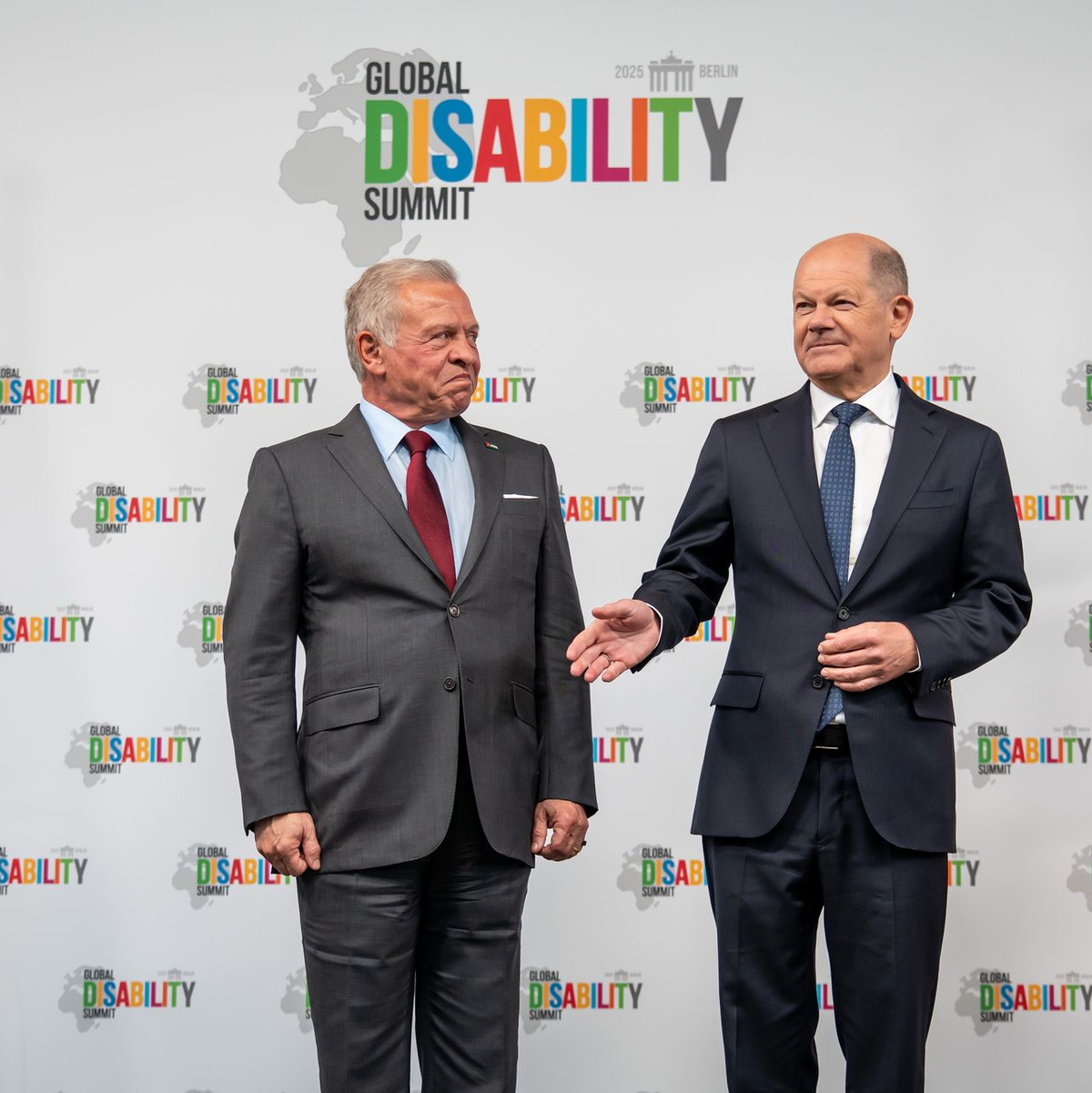 Nawaf Kabbara, Präsident des Weltverbandes der Selbstvertretungsorganisationen von Menschen mit Behinderungen, wies auf wachsende Unsicherheit in einer Zeit vieler Krisen und Kriege sowie wegen Finanzierungskürzungen hin.  - Foto: Michael Kappeler/dpa