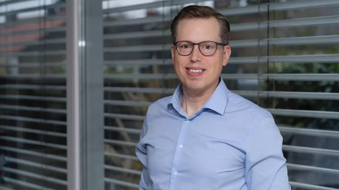 Gefährliche Stolpersteine bei der Krankenversicherung für Beamte: Sven Bruns verrät, warum eine professionelle Beratung so wichtig ist - Bild: presseportal.de