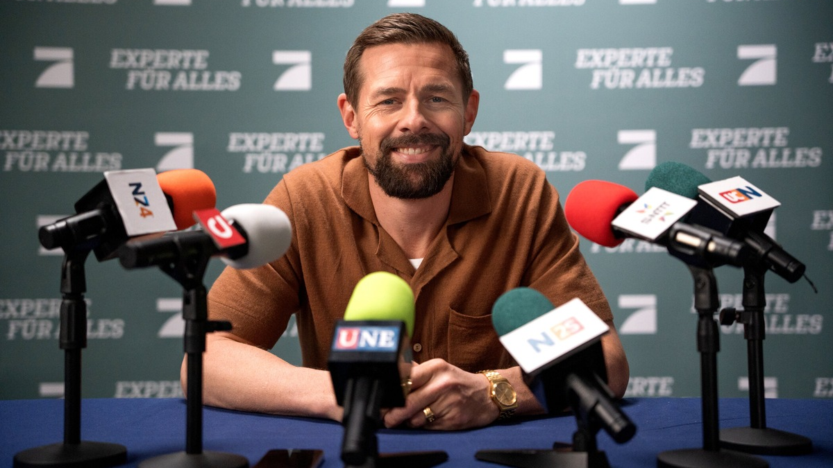 Klaas Heufer-Umlauf Experte für Alles - Foto: Joyn/Quirin Ballmann, presseportal.de