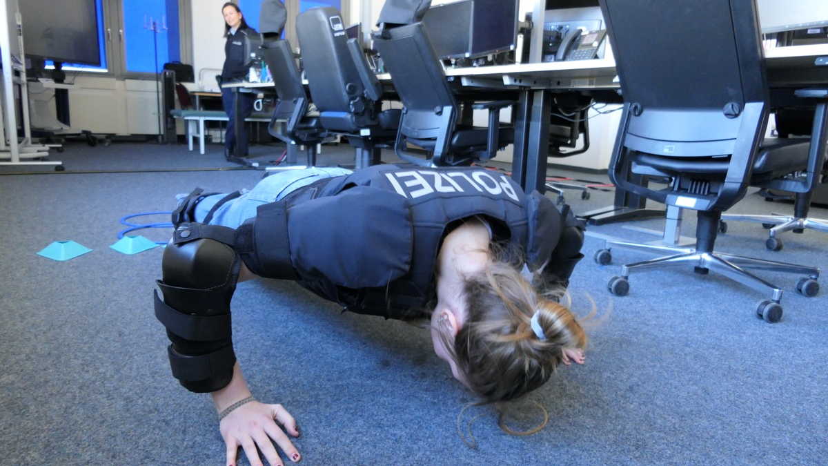 BPOLI MD: Faszination, Abwechslung und ein Beruf mit Sinn - Zukunftstag bei der Bundespolizei in Magdeburg - Foto: presseportal.de