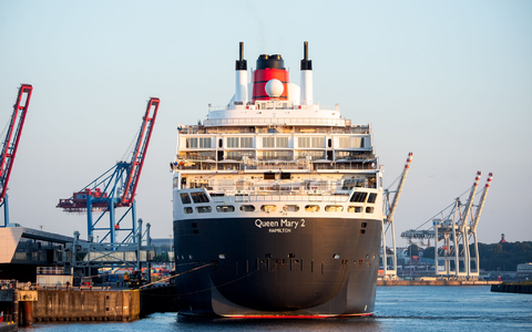 Auf einer Fahrt der Queen Mary 2 ist das Norovirus ausgebrochen. - Foto: Daniel Bockwoldt/dpa/Daniel Bockwoldt
