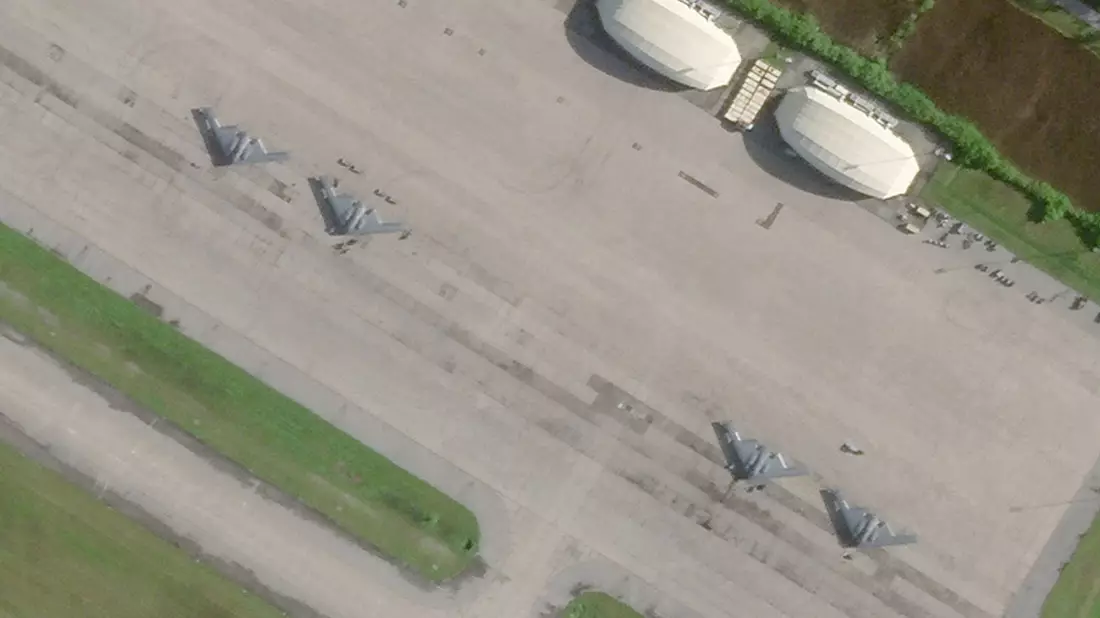 Das Pentagon stockt seine Streitkräfte im Nahen Osten rapide auf. (Archivbild)  - Bild: Planet Labs PBC/Planet Labs PBC/AP/dpa