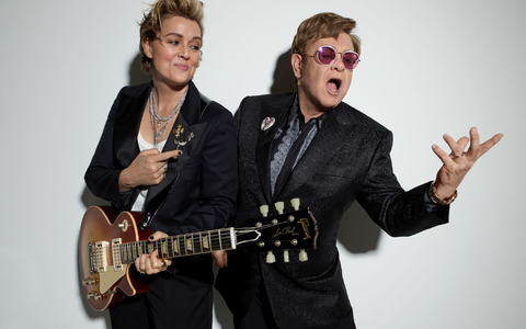 Das neue Album «Who Believes In Angels?» ist eine Rückkehr zum Rock-'n'-Roll-Sound, mit dem Elton John berühmt wurde. - Foto: Peggy Sirota/Universal/dpa