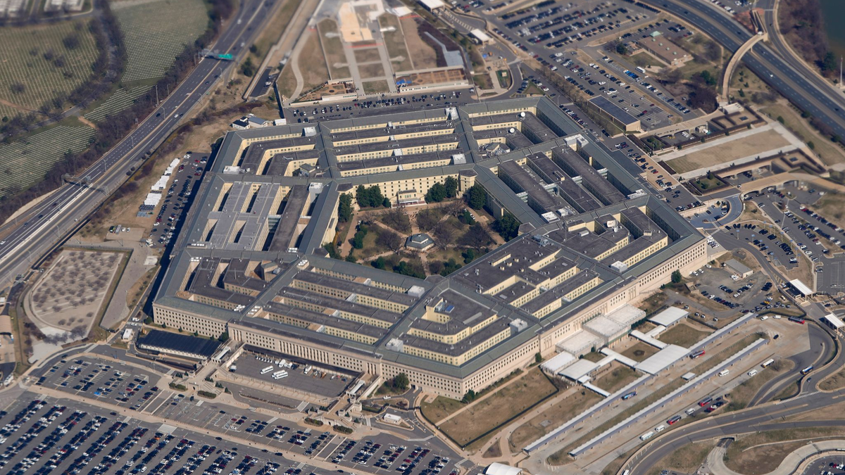 Die NSA ist für die Überwachung und Entschlüsselung elektronischer Kommunikation zuständig - und untersteht dem Pentagon. (Archivbild) - Foto: Patrick Semansky/AP/dpa
