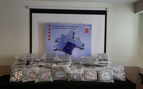 POL-HR: Schlag gegen organisierten Drogenhandel im Schwalm-Eder-Kreis: Rund 50 Kilogramm Rauschgift sichergestellt - Foto: presseportal.de