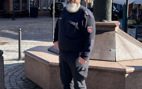 POL-STD: Wechsel in der Präventionsarbeit beim Polizeikommissariat Buxtehude - Johannes Droßbach folgt auf Maike Hesebeck - Foto: presseportal.de