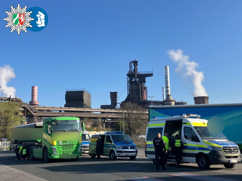 POL-DU: Beeck: Verkehrsdienst kontrolliert Schwerlastverkehr - Foto: presseportal.de